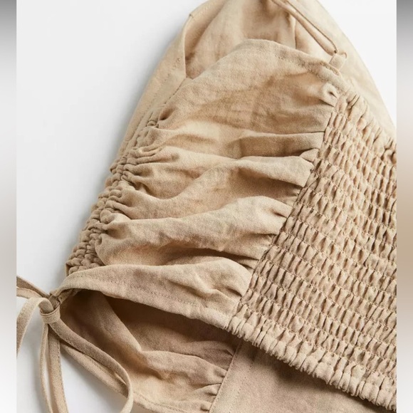 H&M women’s Beige cropped corset style tank top size large - Picture 7 of 12